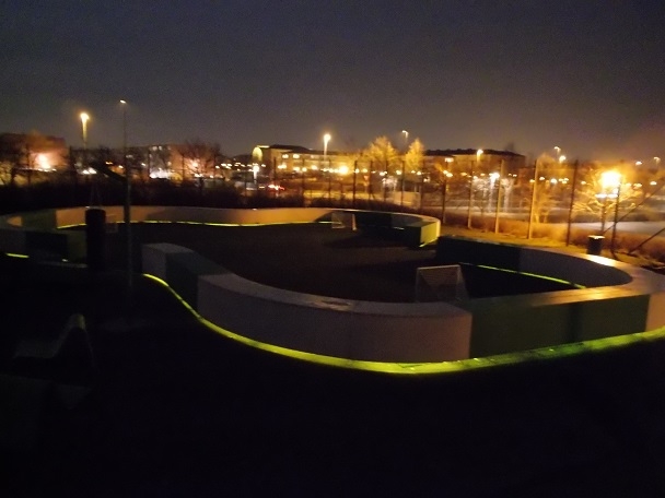 Lars Laj Gli attrezzi per lo sport, I campi multifunzionali