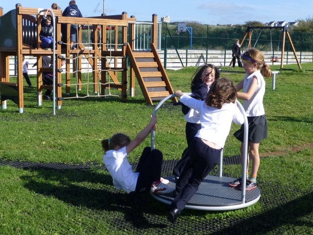 Lars Laj L'arredo di parchi giochi, Giostre