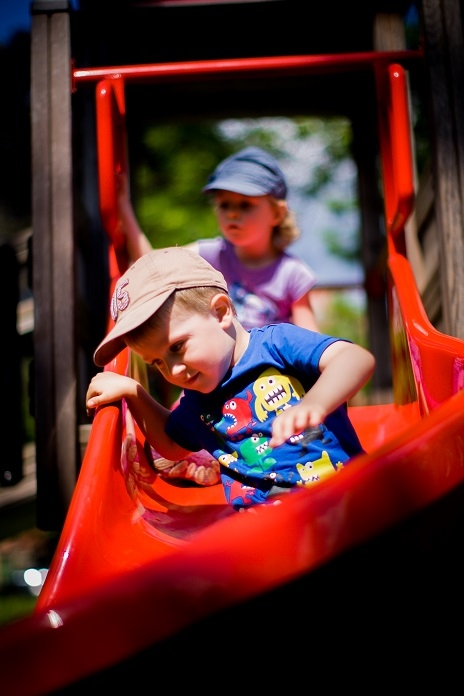 Lars Laj L'arredo di parchi giochi, Scivoli