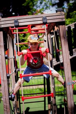 Lars Laj L'arredo di parchi giochi, L'arrampicata