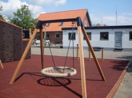 Lars Laj L'arredo di parchi giochi, Le Altalene