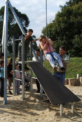 Lars Laj L'arredo di parchi giochi, Le Funivie