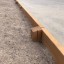 Larch Board Section Low che delimita un'area giochi'