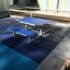 'Table & Bench HPL for Kids' da esterno allestito nell'area giochi.