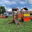 Parco giochi con Locomotive with cars train playhouse.