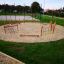 Set da avventura per area giochi all'aperto Trim Trail Nature III in un parco.