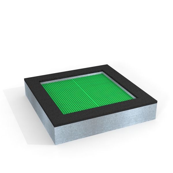 Square trampoline (150 cm) con tappeto verde e bordo nero.