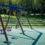 Set 2+2 multiple swing in un parco giochi