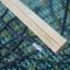 Dettaglio di Double Hammock con barra in legno e corde nere