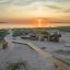 Majestic Modern Nature ship with slide sul parco giochi in spiaggia al tramonto