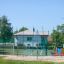 Powerclimber climbing net in un parco giochi.