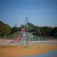 Powerclimber climbing net in un parco giochi.