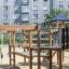 King-Kong Nature II castle with slide in un parco giochi