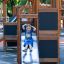 Tritowers Nature castle with slide attrezzatura da gioco in legno nell'area giochi all'aperto