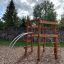 Sherwood wooden playhouse in un contesto di parco.