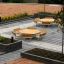 Area salotto all'aperto con Table & Bench 6 Seats