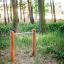 Attrezzatura fitness all'aperto Single Somersault Nature in una foresta.
