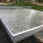 Concrete table tennis, free-standing in un parco all'aperto.