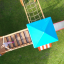 Bambini che giocano sul Jubilee Unit castle with slide in un parco giochi.
