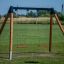 Swing Frame (double swing) su un campo erboso