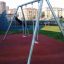 Swing Metal Frame (double swing) in un contesto di parco giochi