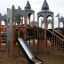 Attrezzatura da parco giochi Windsor castle with slide.