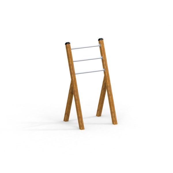Training rack wooden ladder con tre barre metalliche.