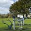 Attrezzatura fitness all'aperto Set 4 installata in un parco.