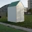 Struttura Shelter per area giochi in un contesto di parco urbano