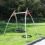 Parco giochi all'aperto con Single Swing (BNS) su un prato verde.