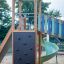 Twister castle with slide su un parco giochi