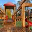 Space Station castle with slide nel parco giochi