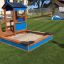 Parco giochi con Dolphin Slide e sabbiera