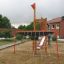 Mast climbing net in un contesto di parco giochi.