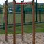Horizontal Ladder wooden ladder in un parco giochi