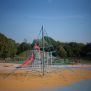 Powerclimber climbing net struttura a rete per arrampicata su area giochi all'aperto.